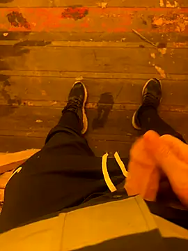 Snapshot of cussy007 chatting on 7, 1, 2026 cussy007 online show from 7, 1, 2026