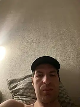 Snapshot of Ricoleckt chatting on 6, 2, 2025 Ricoleckt online show from 6, 2, 2025