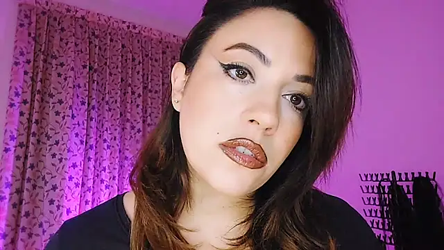 Snapshot of Latina_hot2024 chatting on 8, 2, 2025 Latina hot2024 online show from 8, 2, 2025