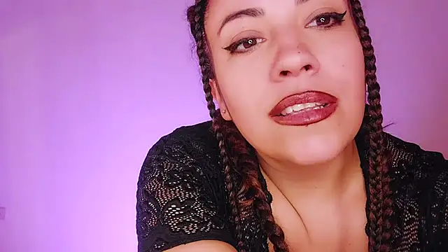 Snapshot of Latina_hot2024 chatting on 1, 3, 2025 Latina hot2024 online show from 1, 3, 2025