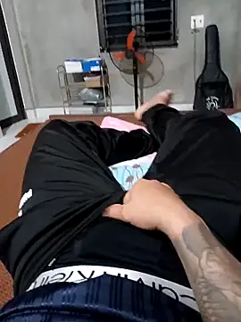 Snapshot of Vvvvvieett chatting on 5, 11, 2025 Vvvvvieett online show from 5, 11, 2025