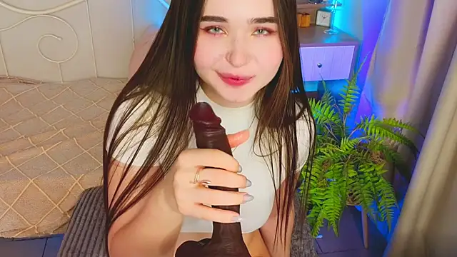 KateBleare online show from 27, 10, 2025