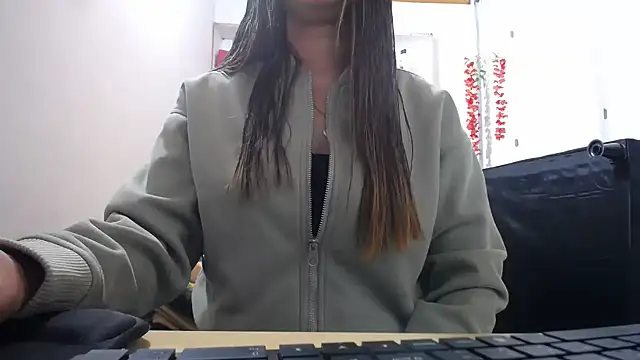 Luna girlhot  online show from 7, 6, 2026