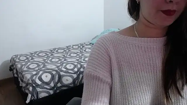 Luna girlhot  online show from 6, 1, 2025