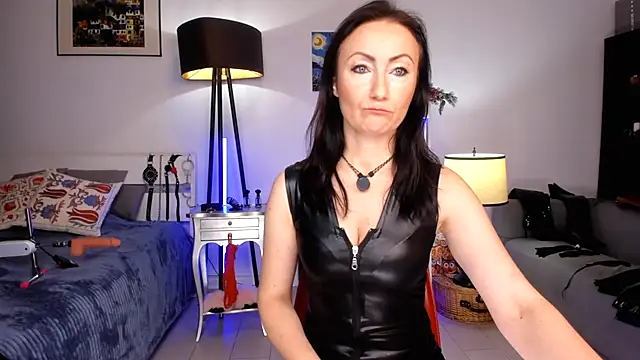 Snapshot of MissAliciaFD chatting on 4, 12, 2025 MissAliciaFD online show from 4, 12, 2025