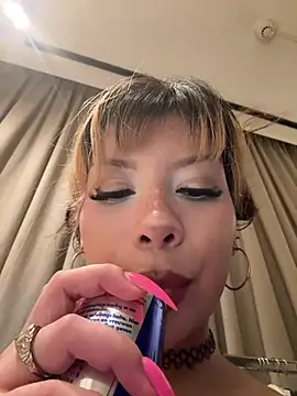Snapshot of jackelinuh chatting on 20, 6, 2026 jackelinuh online show from 20, 6, 2026
