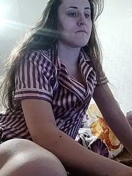 Snapshot of emeli_moon chatting on 23, 2, 2025 emeli moon online show from 23, 2, 2025