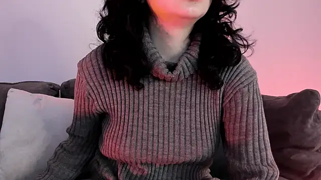 Adeelinee online show from 7, 3, 2025