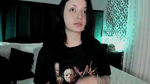 Adeelinee online show from 20, 5, 2026