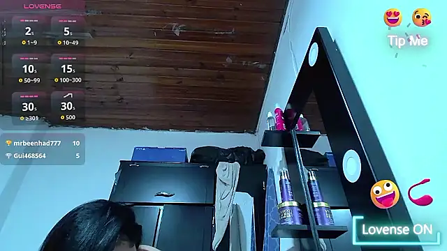 white sexy  online show from 11, 3, 2026