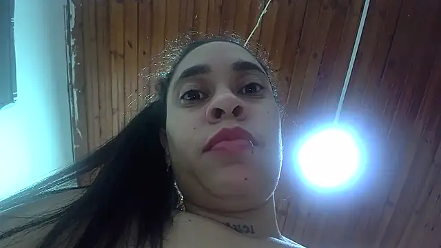 white sexy  online show from 20, 9, 2025