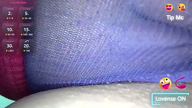 white sexy  online show from 28, 3, 2026