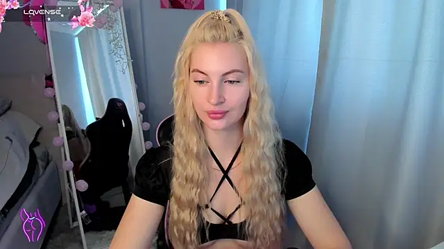 Snapshot of Kimmy_powell chatting on 15, 6, 2026 Kimmy powell online show from 15, 6, 2026