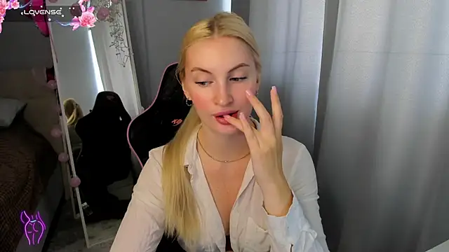 Snapshot of Kimmy_powell chatting on 30, 6, 2026 Kimmy powell online show from 30, 6, 2026