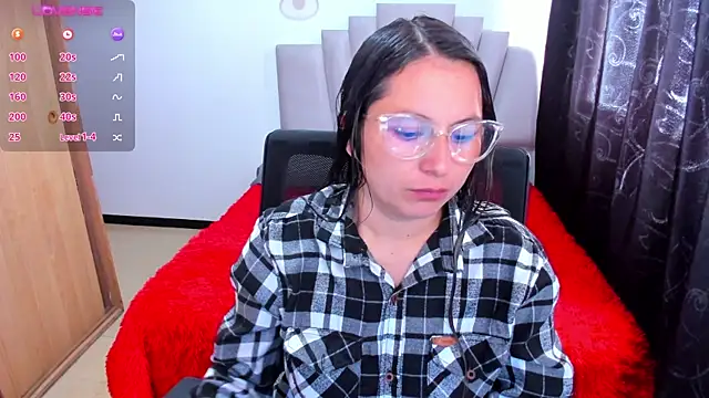 Snapshot of samantha__wilson chatting on 14, 10, 2025 samantha wilson online show from 14, 10, 2025