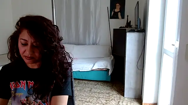 danasantoreal online show from 12, 2, 2026