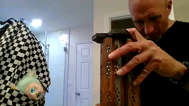 El Gizmo online show from 15, 4, 2026