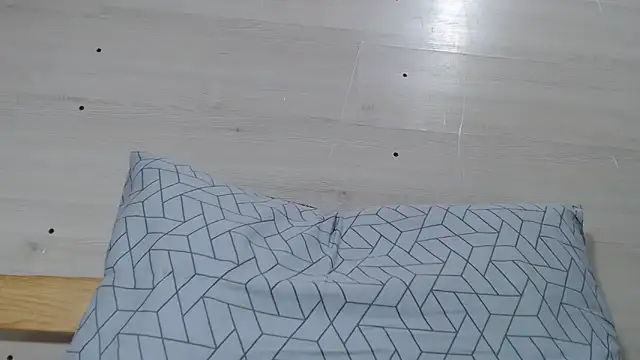 Snapshot of CRISTIINA37 chatting on 11, 11, 2025 CRISTIINA37 online show from 11, 11, 2025