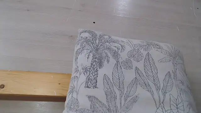 Snapshot of CRISTIINA37 chatting on 2, 10, 2025 CRISTIINA37 online show from 2, 10, 2025