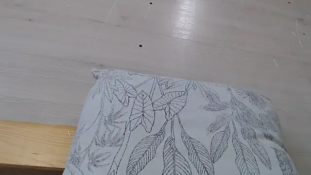 Snapshot of CRISTIINA37 chatting on 7, 10, 2025 CRISTIINA37 online show from 7, 10, 2025