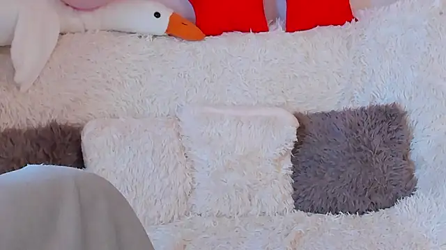 LisaMooore online show from 10, 3, 2026