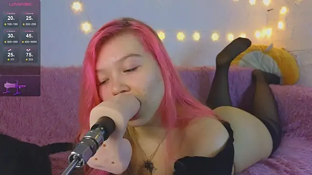 May aster online show from 17, 12, 2025