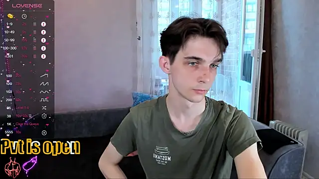Aaron Boom online show from 8, 5, 2026
