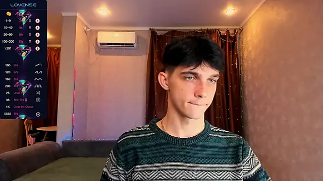 Aaron Boom online show from 20, 9, 2025