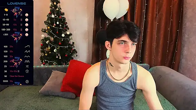 Aaron Boom online show from 27, 12, 2024