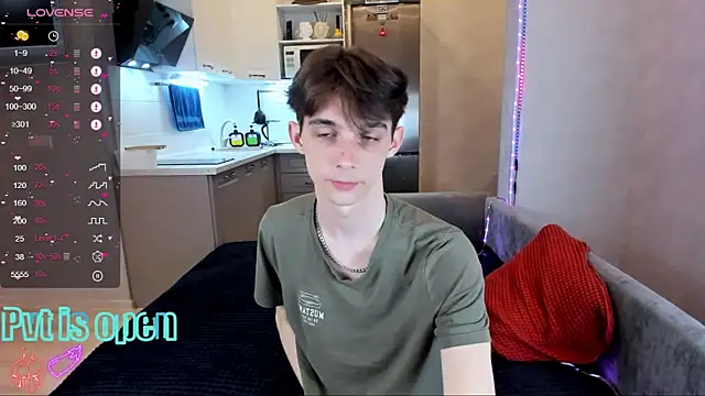 Aaron Boom online show from 10, 5, 2026