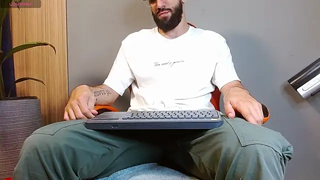 Mr WhiteCock online show from 19, 9, 2025