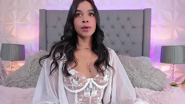 sarah salis  online show from 19, 3, 2025