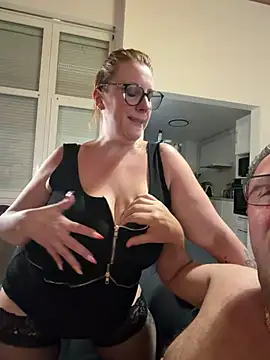 darkmoonsubmissive online show from 29, 6, 2026