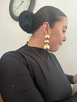 sukhakunis1 online show from 3, 3, 2026