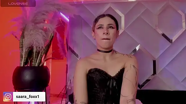 Snapshot of Sara_Foxx1 chatting on 14, 11, 2025 Sara Foxx1 online show from 14, 11, 2025