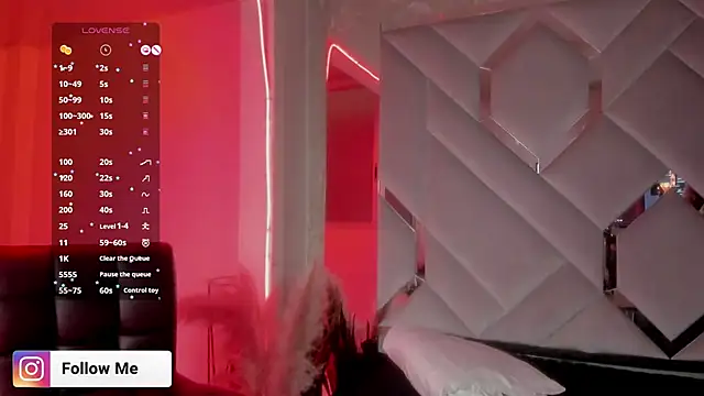 Sara Foxx1 online show from 28, 3, 2026