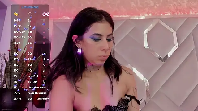 Snapshot of Sara_Foxx1 chatting on 14, 3, 2025 Sara Foxx1 online show from 14, 3, 2025