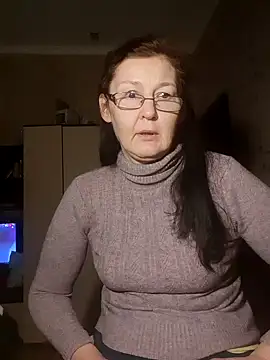 Nelly Mitchel11 online show from 5, 12, 2024