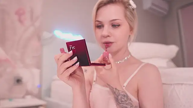 NinaMint online show from 28, 9, 2025