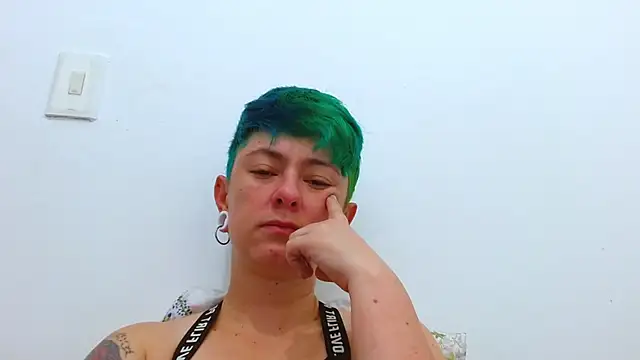 tomboyblue online show from 5, 2, 2026