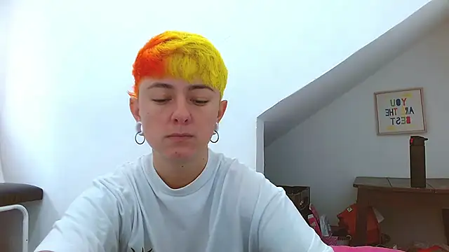 tomboyblue online show from 21, 12, 2025