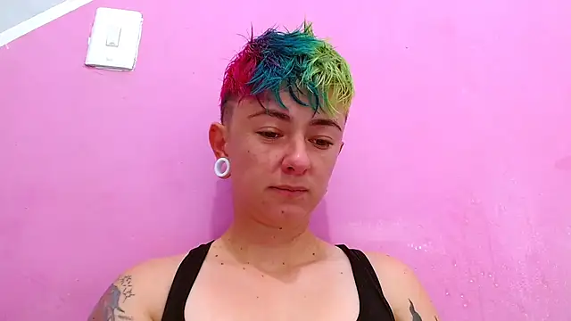 tomboyblue online show from 23, 9, 2025