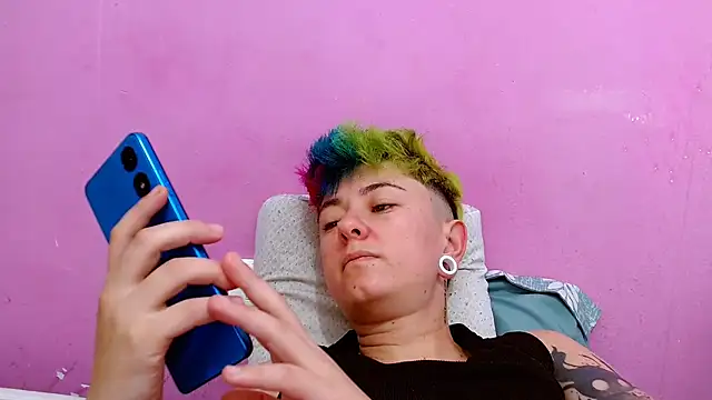 tomboyblue online show from 3, 10, 2025