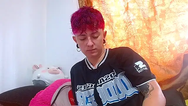 tomboyblue online show from 17, 5, 2026