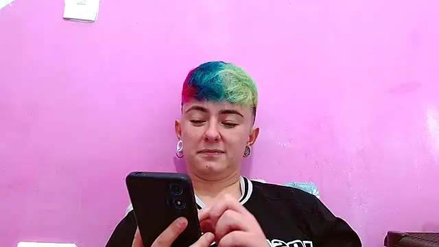 tomboyblue online show from 19, 9, 2025