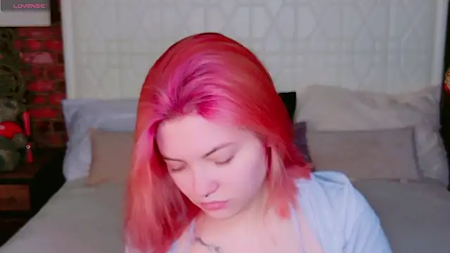 Lisa Adam online show from 7, 3, 2025