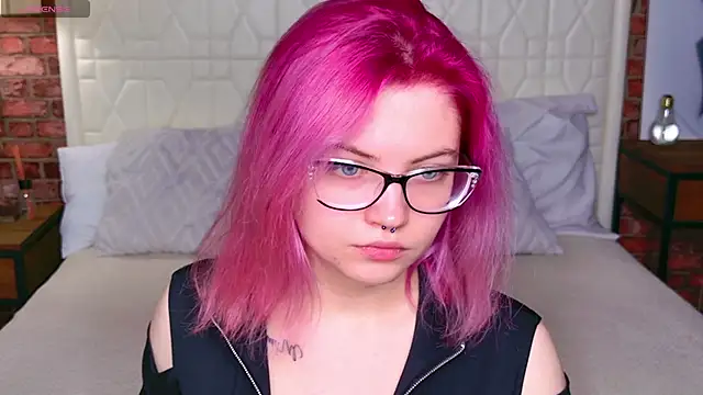 Lisa Adam online show from 23, 9, 2025