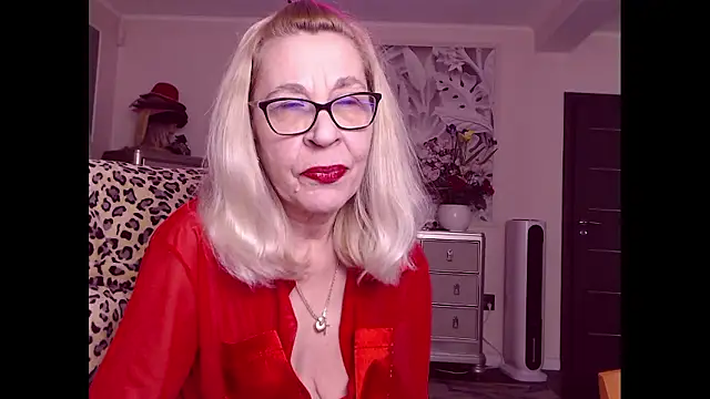 HornyMilf 555 online show from 11, 1, 2026