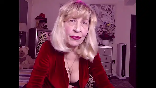 HornyMilf 555 online show from 20, 12, 2025