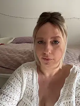 MariaValentine online show from 1, 6, 2026